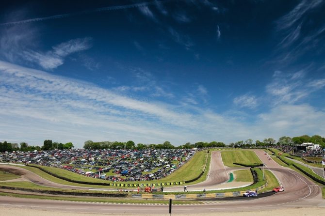 Lydden Hill and crowds