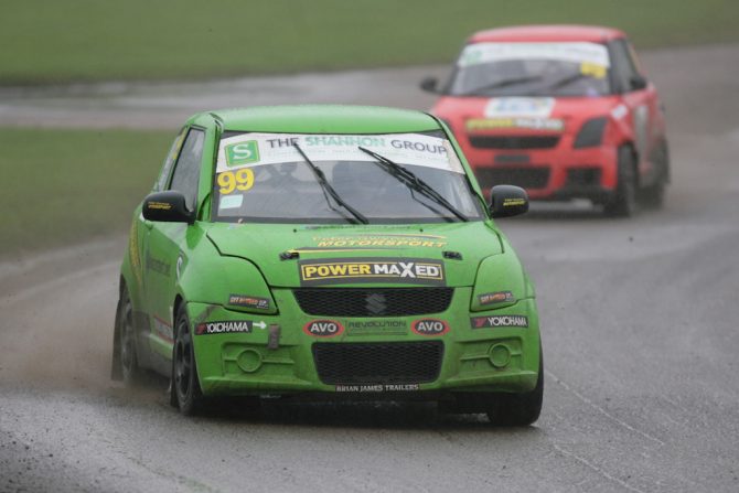 O'Donovan takes the win at Lydden in a close finish